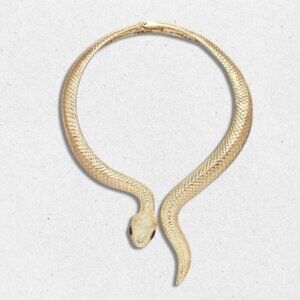 Vera by New York Serpent-Style Snake Wrap Necklace Hinged Back Closure Gold W OS